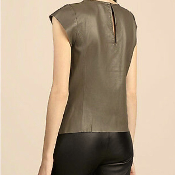 LAST CALL! MAKE OFFER!
Joie Rancher Leather Pocket Tee in Mink Taupe, M - Picture 2 of 8